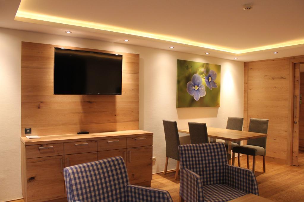 Hotel Garni Laerchenhof Lech am Arlberg Quarto foto