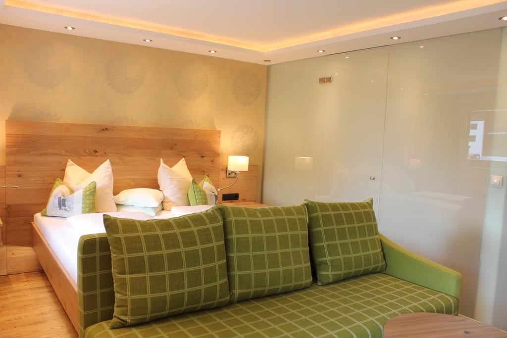 Hotel Garni Laerchenhof Lech am Arlberg Quarto foto